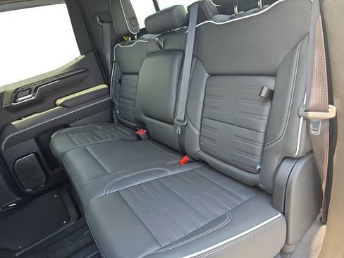 Used 2024 GMC Sierra 1500 AT4X AWD/4WD image 15