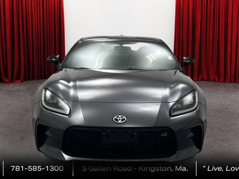 Certified 2022 Toyota GR86 Premium RWD image 2