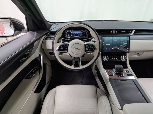 Used 2024 Jaguar F-PACE R-Dynamic S AWD/4WD image 34