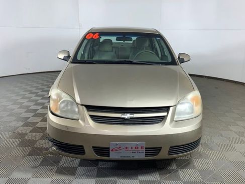 Used 2006 Chevrolet Cobalt LT image 4