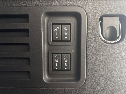Used 2024 GMC Acadia Denali w/ LPO, Floor Liner Package AWD/4WD image 30