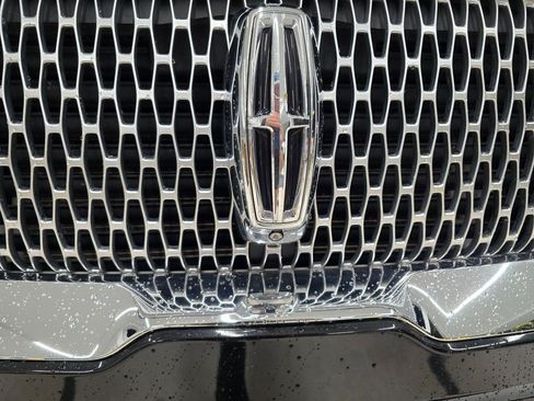 Used 2021 Lincoln Navigator Reserve AWD/4WD image 9