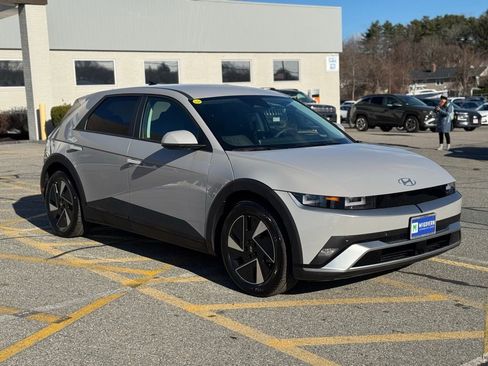 New 2026 Hyundai Ioniq 5 SEL image 7