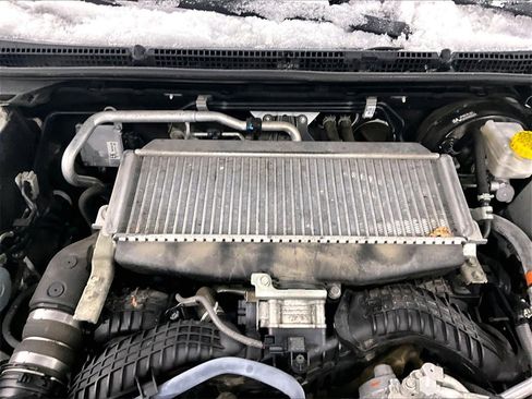 Used 2020 Subaru Outback Touring XT image 34