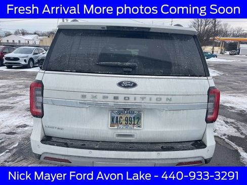 Used 2023 Ford Expedition Limited image 5