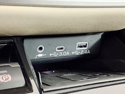 Certified 2025 Subaru Outback Limited image 25