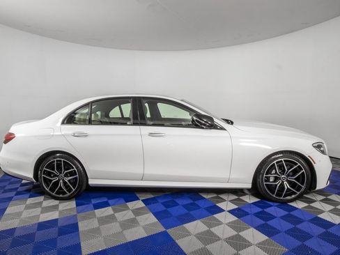 Used 2022 Mercedes-Benz E 350 Sedan w/ AMG Line Exterior image 5