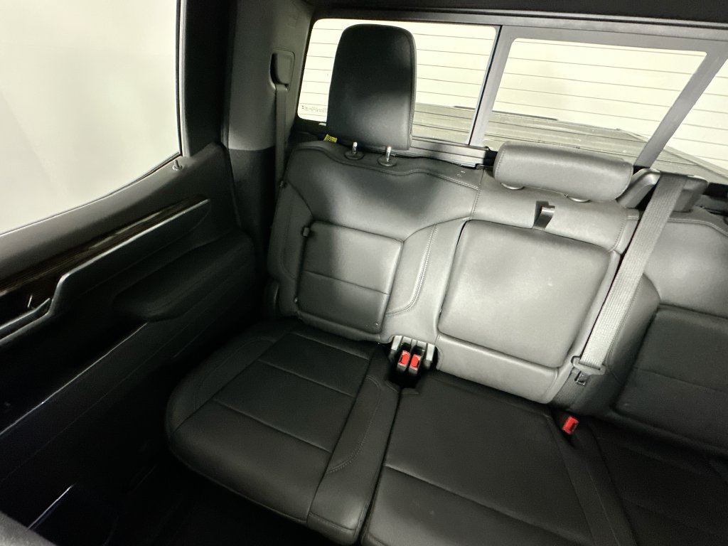Used 2025 GMC Sierra 1500 Elevation w/ Elevation Premium Package AWD/4WD image 12