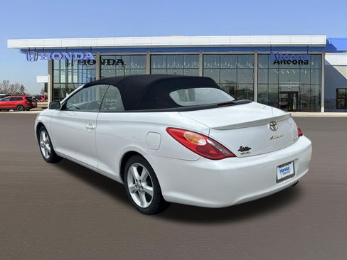 Used 2006 Toyota Solara SLE FWD image 3