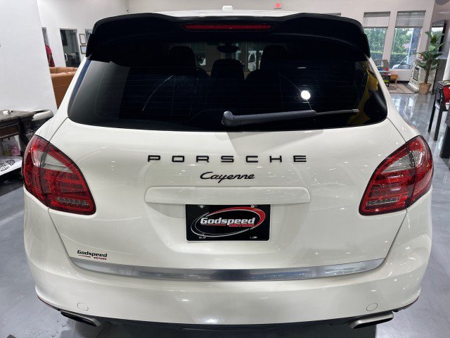 Used 2011 Porsche Cayenne AWD/4WD image 27