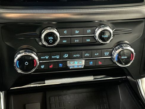 Used 2022 Ford F150 Platinum w/ Equipment Group 701A High image 25