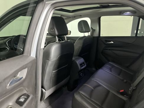 Used 2023 Chevrolet Equinox Premier image 26