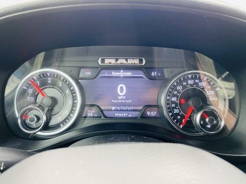 Used 2019 RAM 1500 Laramie image 36