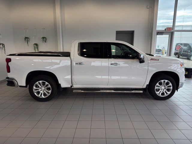 Certified 2024 Chevrolet Silverado 1500 LTZ AWD/4WD image 38