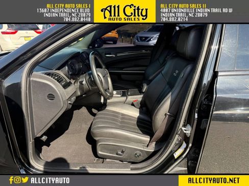 Used 2020 Chrysler 300 S RWD image 10