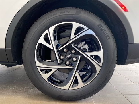 New 2026 Lincoln Nautilus Premier w/ Equipment Group 102A image 24