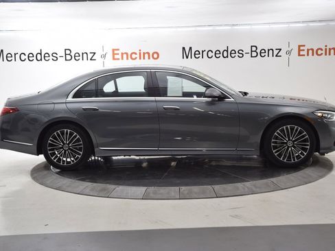 Used 2025 Mercedes-Benz S 580 4MATIC Sedan image 7