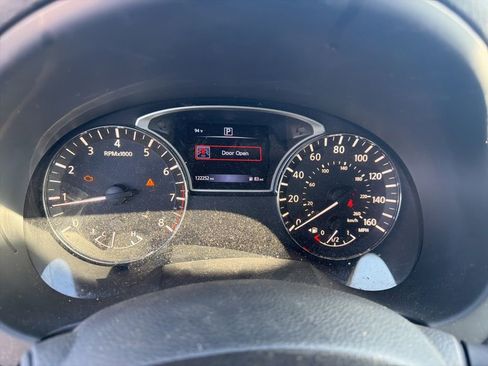 Used 2016 Nissan Altima 2.5 S w/ Power Driver Seat Package image 9