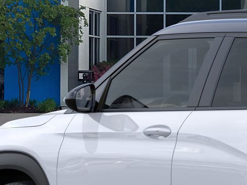 New 2026 Chevrolet TrailBlazer RS w/ Convenience Package FWD image 14