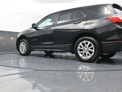 Used 2020 Chevrolet Equinox LS AWD/4WD image 27