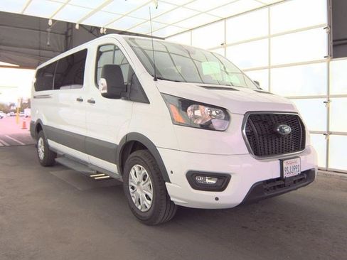 Used 2025 Ford Transit 350 XLT image 2