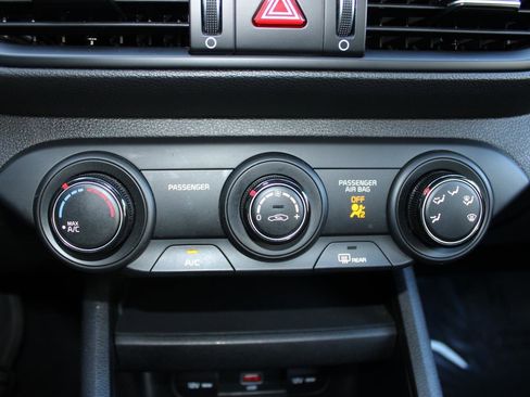 Used 2023 Kia Forte LXS image 20