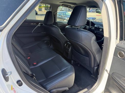 Used 2019 Lexus RX 350 FWD w/ Navigation Package image 29