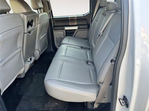 Used 2017 Ford F150 Lariat image 12