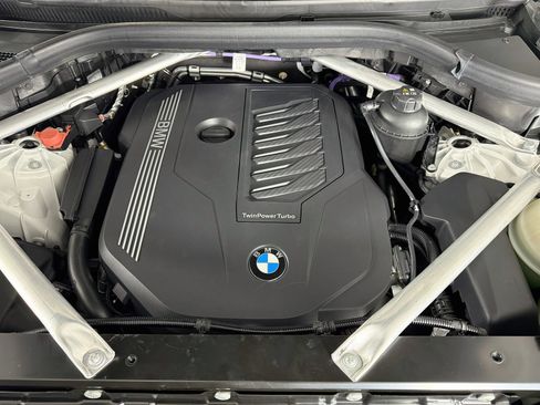 Used 2023 BMW X5 sDrive40i w/ M Sport Package RWD image 31