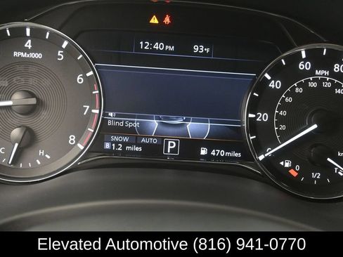 Used 2023 INFINITI QX80 Sensory w/ All-Season Package AWD/4WD image 8