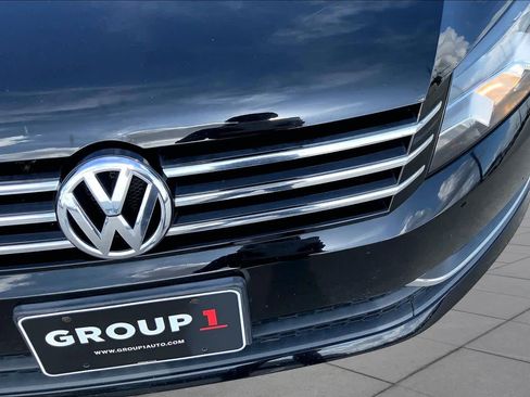 Used 2015 Volkswagen Passat 1.8T S FWD image 27