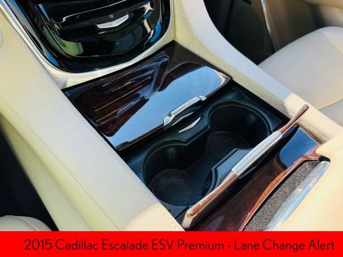Used 2015 Cadillac Escalade ESV Premium image 26