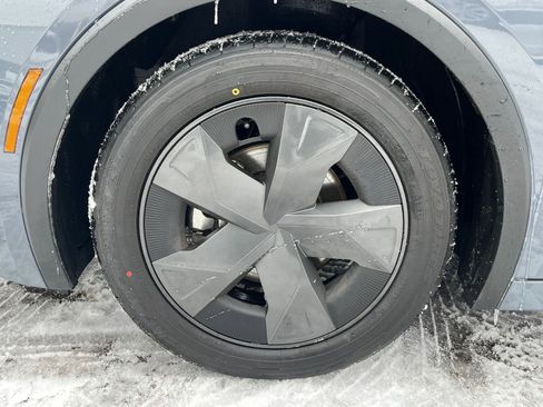 Used 2025 Toyota Prius LE image 25