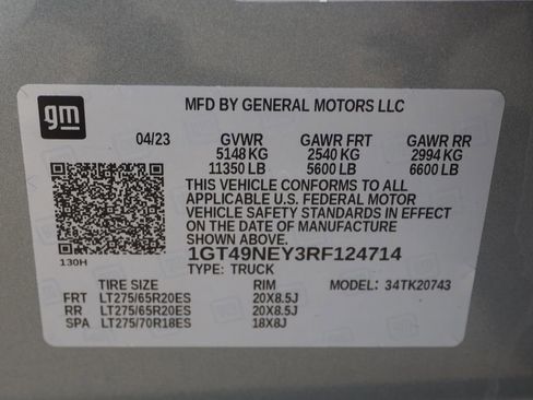 Used 2024 GMC Sierra 2500 SLT w/ SLT Premium Package image 31