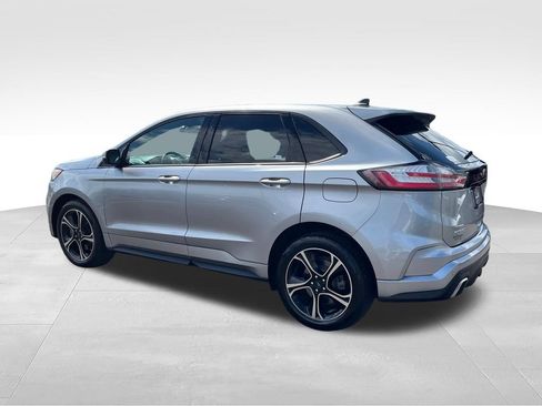 Used 2020 Ford Edge ST w/ Cold Weather Package AWD/4WD image 3