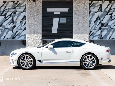 Used 2022 Bentley Continental GT image 7