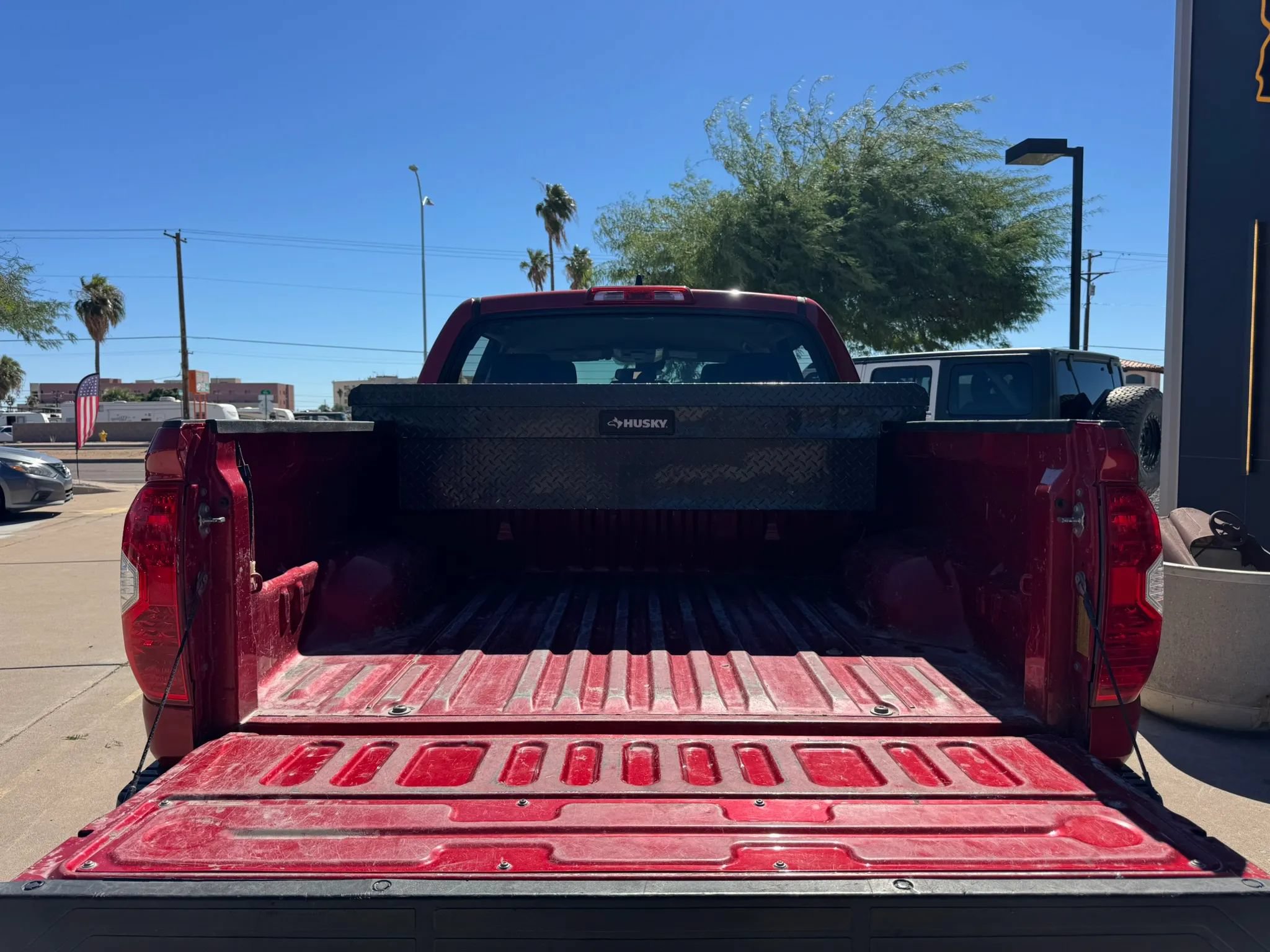 Used 2020 Toyota Tundra SR5 w/ SR5 Convenience Package RWD image 23