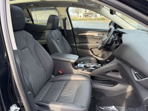 Used 2023 Buick Envision Avenir image 35