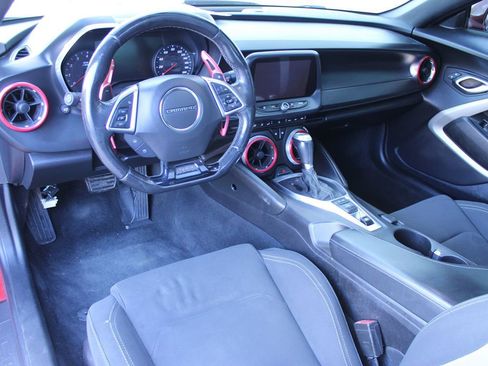 Used 2017 Chevrolet Camaro SS image 14