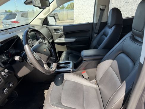 Used 2018 Chevrolet Colorado LT w/ Luxury Package, Chrome AWD/4WD image 10