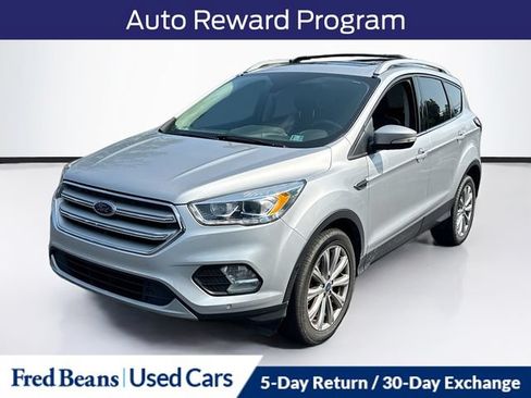 Used 2018 Ford Escape Titanium AWD/4WD image 3