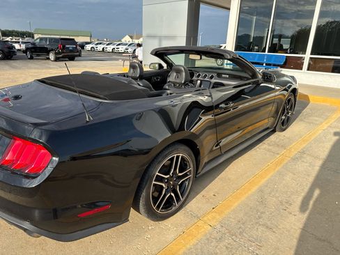 Used 2018 Ford Mustang Premium w/ Equipment Group 201A RWD image 3
