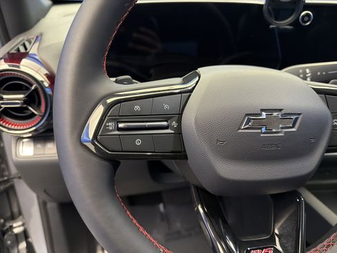 Used 2026 Chevrolet Equinox RS w/ LPO, Floor Liner Package image 15