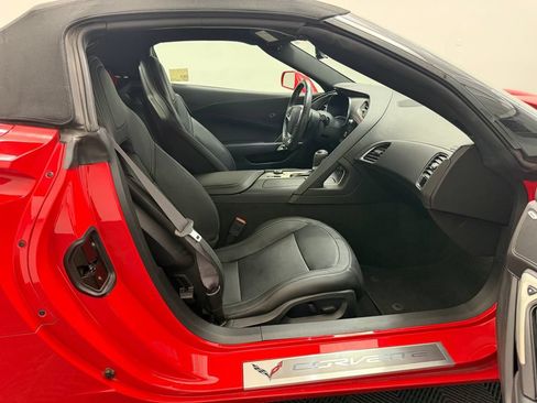 Used 2016 Chevrolet Corvette Stingray Convertible RWD image 21