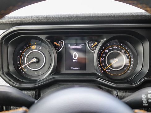 Used 2024 Jeep Wrangler Unlimited Sport AWD/4WD image 23