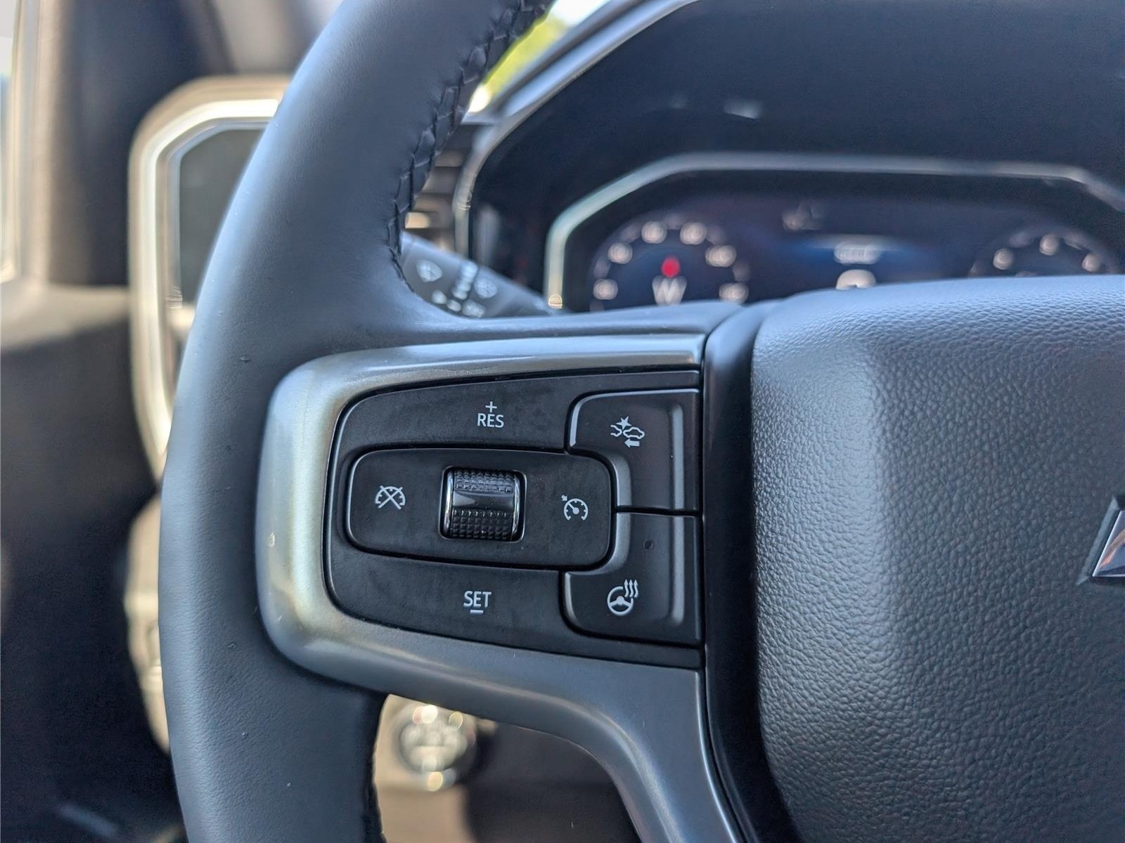 Used 2024 Chevrolet Silverado 1500 RST AWD/4WD image 21