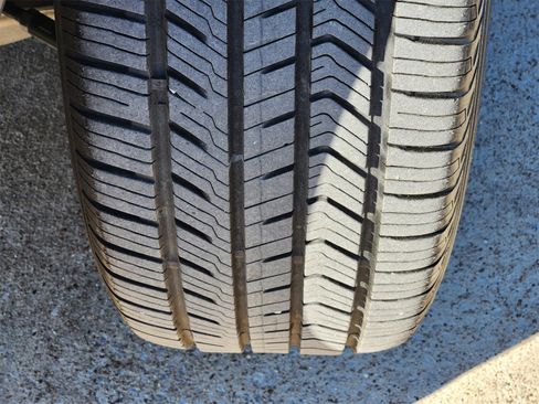 Used 2023 Ford Explorer ST w/ Equipment Group 401A image 21