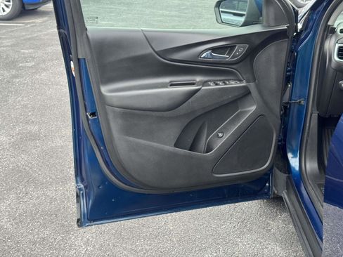 Used 2020 Chevrolet Equinox LT FWD image 18