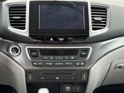 Used 2018 Honda Pilot EX-L image 31