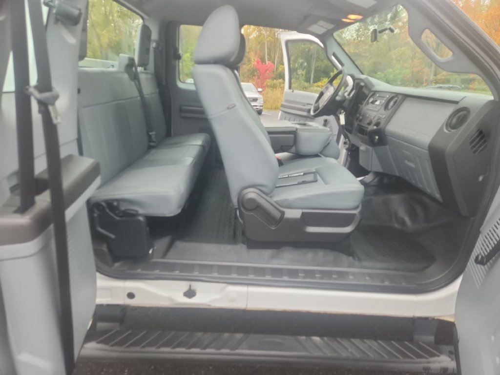 Used 2016 Ford F350 XL AWD/4WD image 14